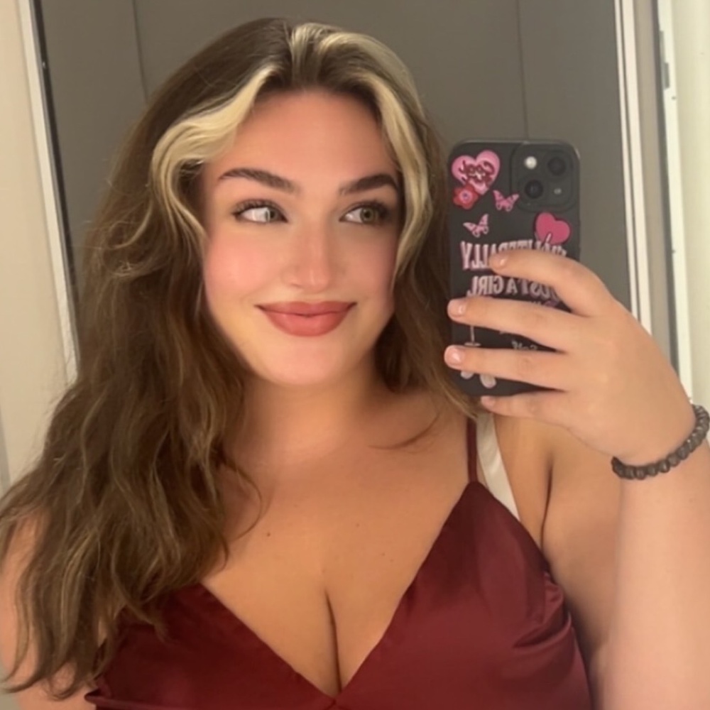 Meet your Posher, Hannah